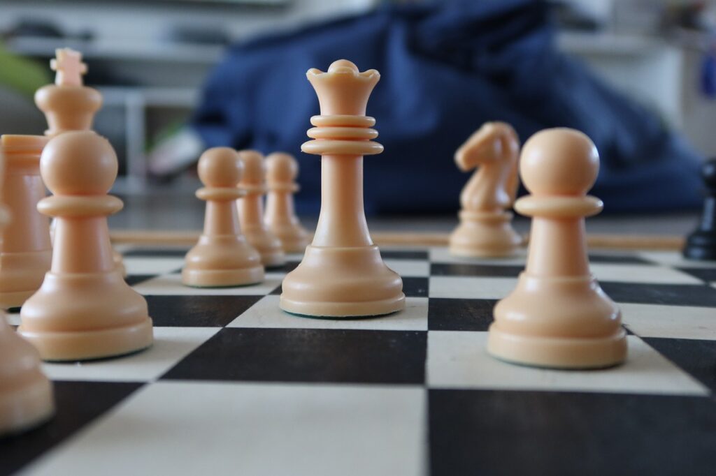 chess, game, strategy, queen, challenge, think, white, play, win, decision, intelligence, leadership, leader, competition, chess, leadership, leadership, leadership, leadership, leadership, leader, leader